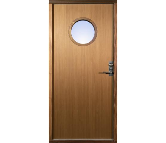 Bovalls ytterdør Kornö liggende Teak panel og rundt glass